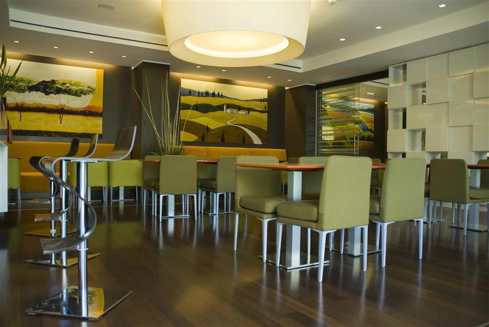Hotel Cruise Montano Lucino Restoran gambar